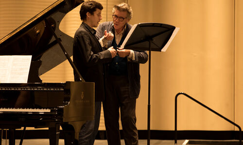 Thomas Hampson mit Gergely Keresztury und Paulina Maslanka